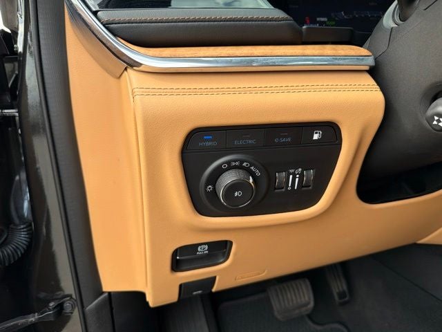 2023 Jeep Grand Cherokee Summit Reserve 4xe
