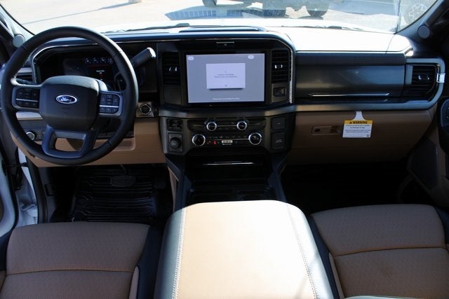 2026 Ford F-350SD Lariat DRW