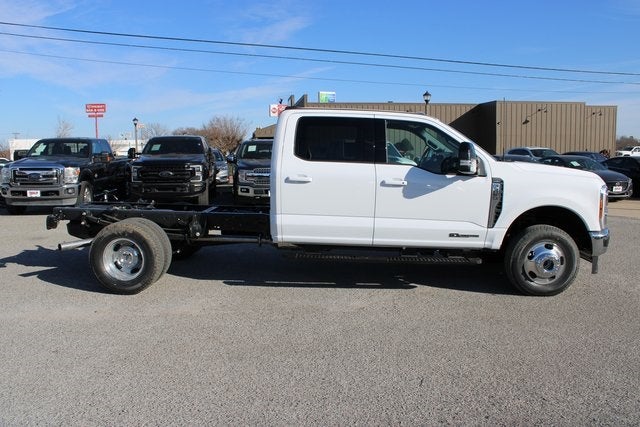 2026 Ford F-350SD Lariat DRW