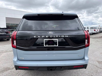 2027 Ford Expedition Max Active
