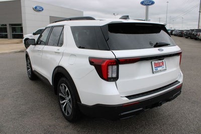 2025 Ford Explorer ST-Line