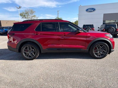 2027 Ford Explorer ST-Line