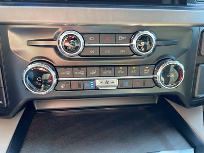 2027 Ford F-250SD Platinum