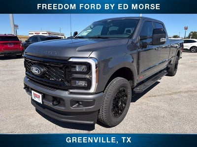 2027 Ford F-350SD Lariat