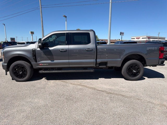 2027 Ford F-350SD Lariat