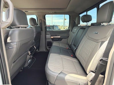 2027 Ford F-350SD Platinum DRW