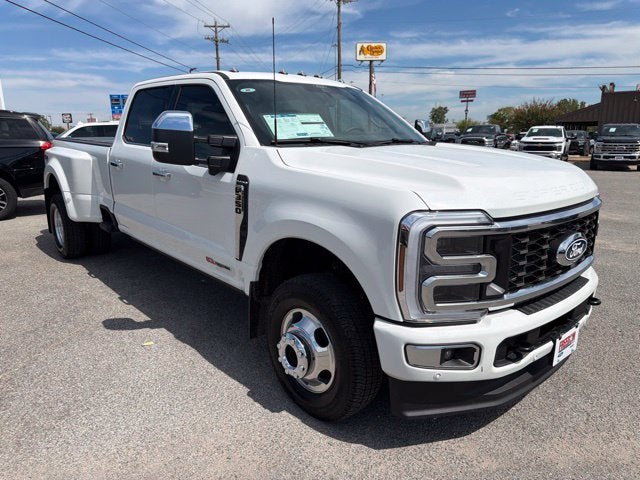 2027 Ford F-350SD Platinum DRW