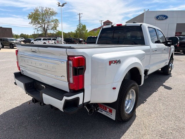2027 Ford F-350SD Platinum DRW