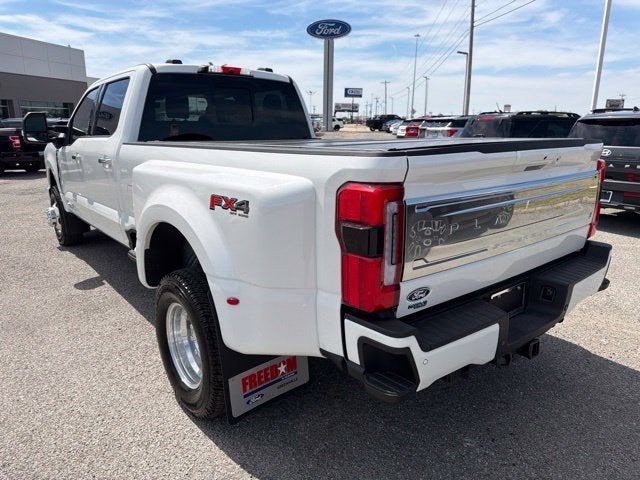 2027 Ford F-350SD Platinum DRW