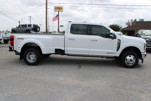 2026 Ford F-350SD Lariat DRW