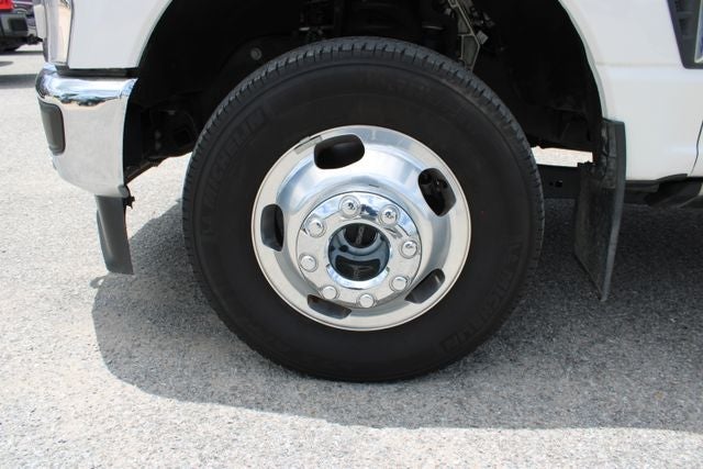 2024 Ford F-350SD Lariat DRW