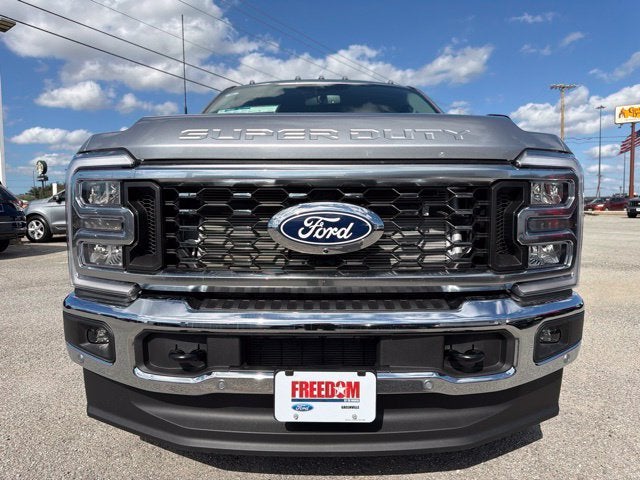 2027 Ford F-350SD Lariat DRW