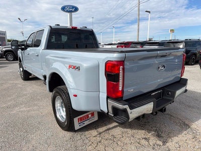 2027 Ford F-350SD Lariat DRW