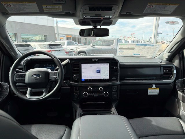 2027 Ford F-350SD Lariat DRW