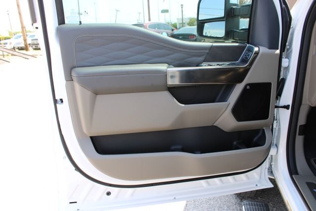 2026 Ford F-450SD Platinum DRW