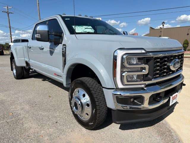 2026 Ford F-450SD King Ranch DRW
