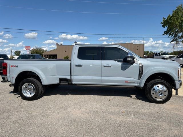 2026 Ford F-450SD King Ranch DRW