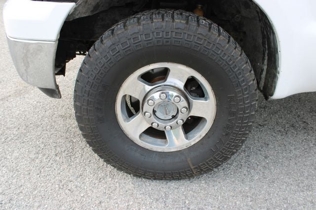 2005 Ford F-250SD Base
