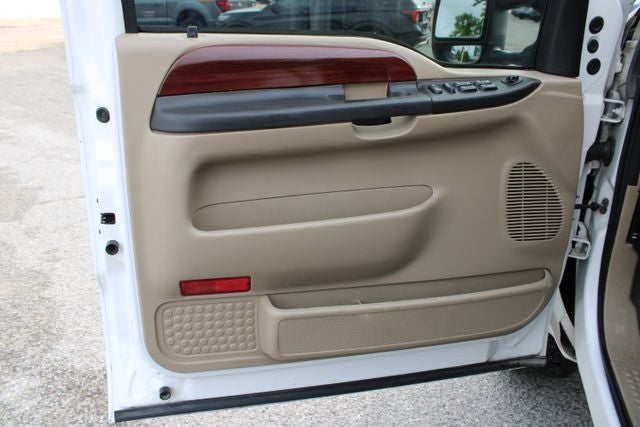2005 Ford F-250SD Base