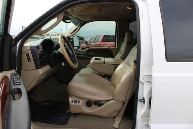 2005 Ford F-250SD Base