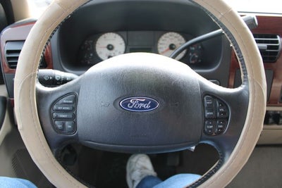 2005 Ford F-250SD Base