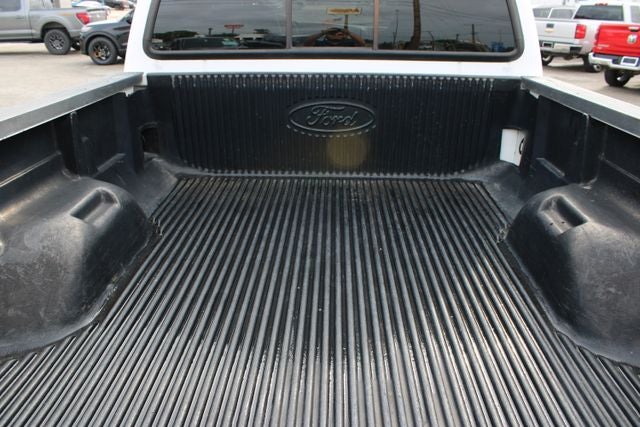 2005 Ford F-250SD Base