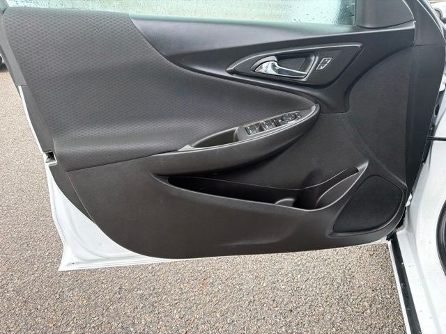 2018 Chevrolet Malibu LS 1LS