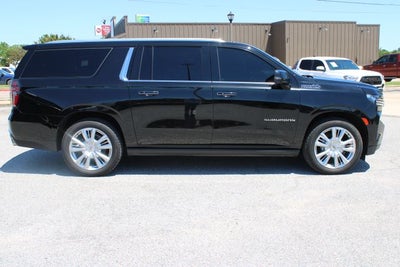 2022 Chevrolet Suburban High Country