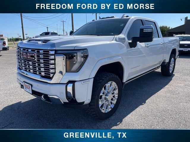 2025 GMC Sierra 4WD Crew Cab Standard Box Denali's photo