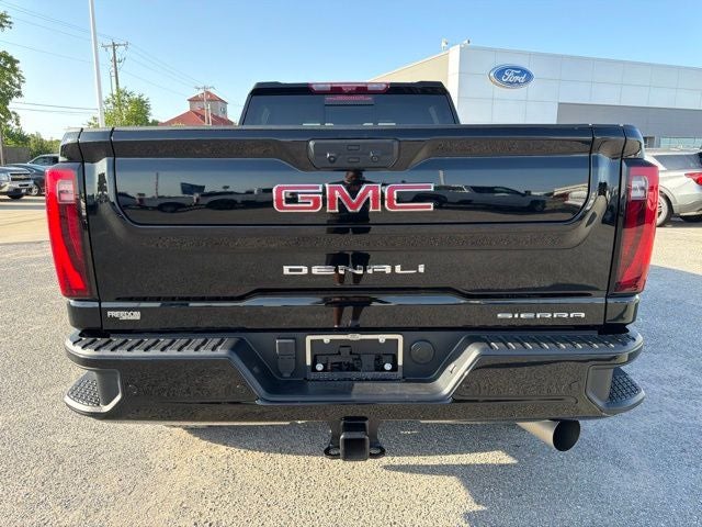 2026 GMC Sierra 2500HD Denali