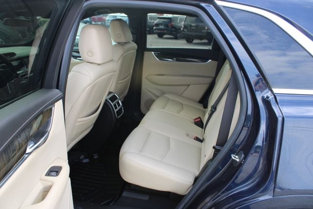 2017 Cadillac XT5 Base