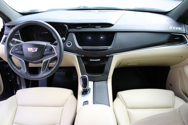 2017 Cadillac XT5 Base