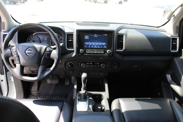 2024 Nissan Frontier SL