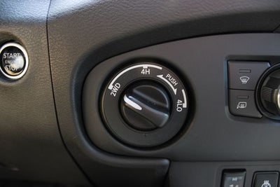 2024 Nissan Frontier SL
