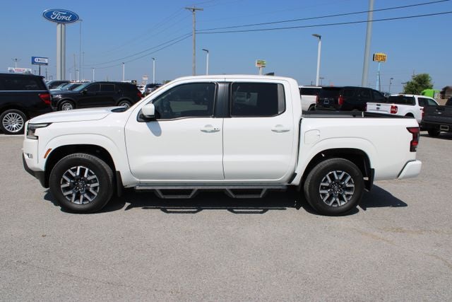 2024 Nissan Frontier SL