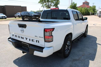 2024 Nissan Frontier SL