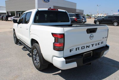 2024 Nissan Frontier SL