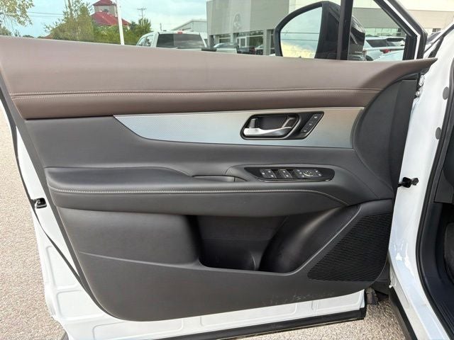 2025 Nissan Murano Platinum
