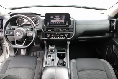 2023 Nissan Pathfinder S