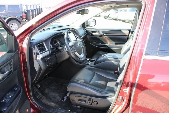 2015 Toyota Highlander Base