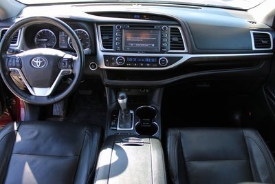 2015 Toyota Highlander Base